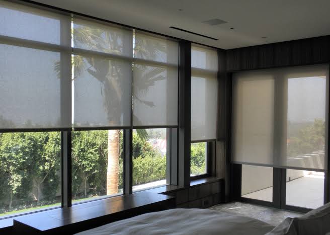 Motorlu Zip Perde Motorlu Zip Perde